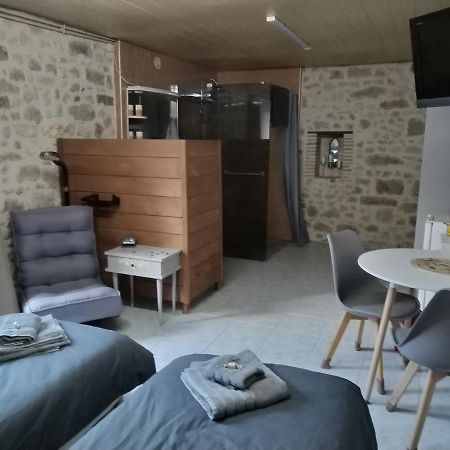 Chambre Gite Du Gardoir Boresse-et-Martron 外观 照片